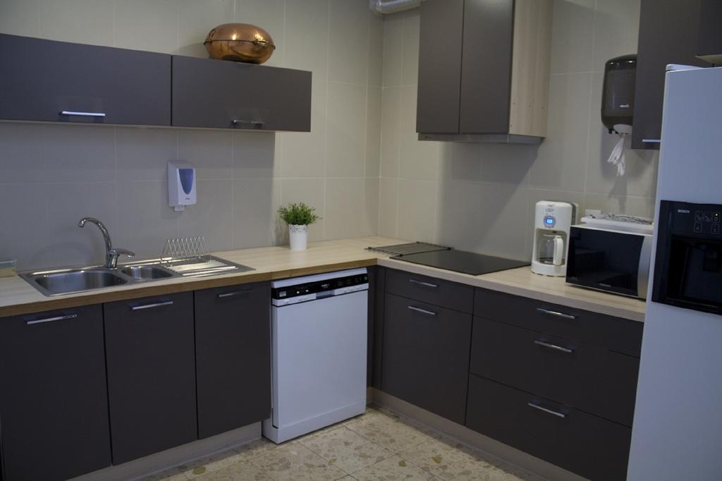 Ww Hostel & Suites Coimbra Bagian luar foto